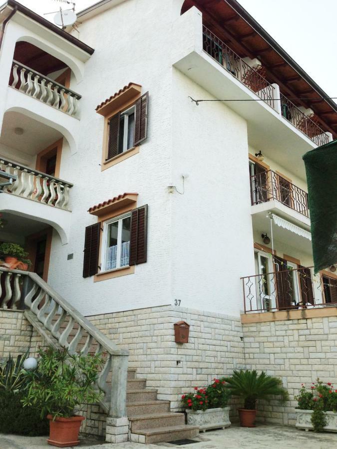Guest House Ivo Lovran Zewnętrze zdjęcie